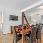 Grand Gallery Riverside Διαμέρισμα