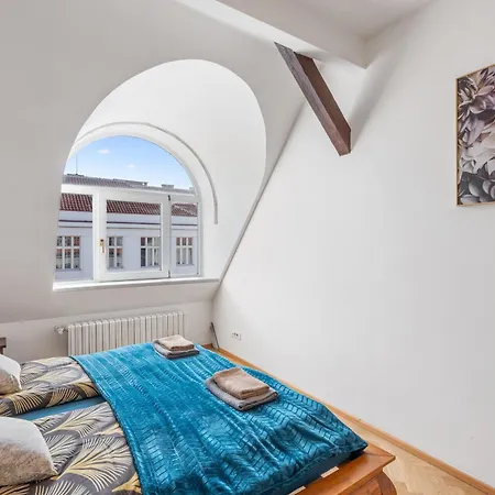 Grand Gallery Riverside Apartment Prague